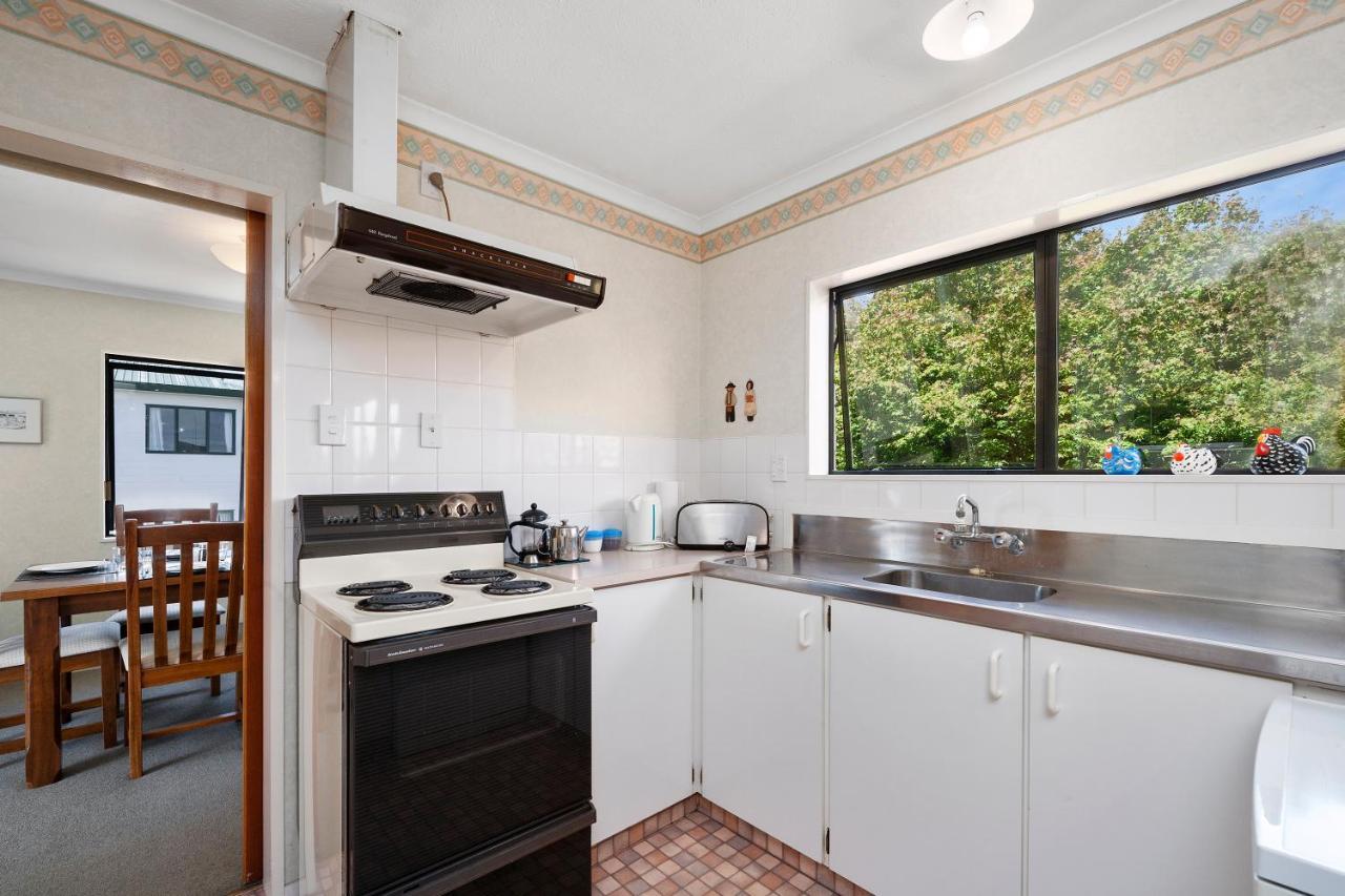 Lake Vista At Two Mile Bay- Taupo Central Home מראה חיצוני תמונה