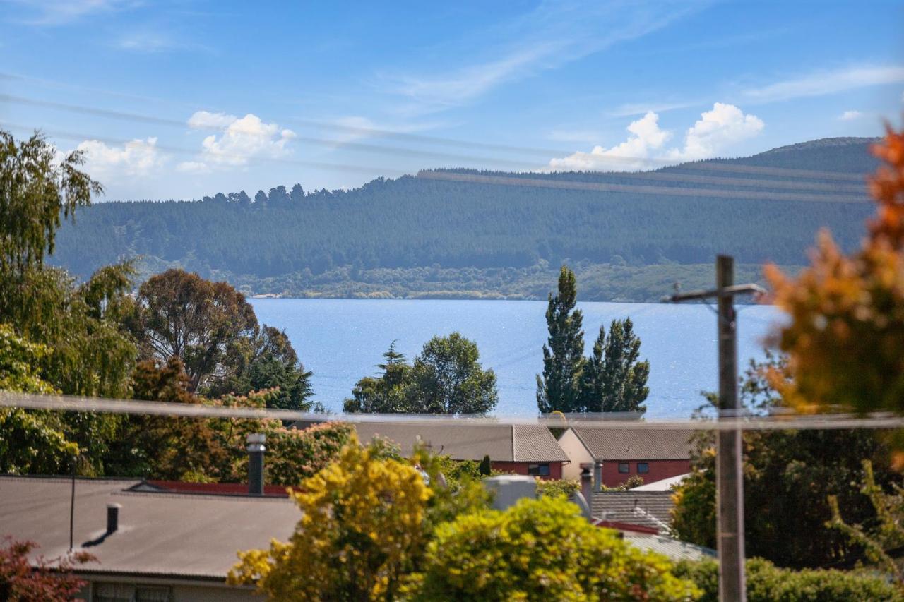 Lake Vista At Two Mile Bay- Taupo Central Home מראה חיצוני תמונה